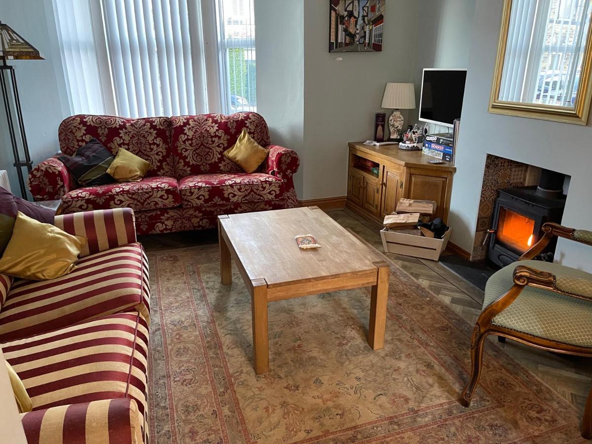 Artists' Cottages Harrogate Extérieur photo